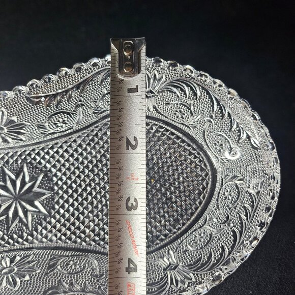 Vintage Duncan & Miller Sandwich Pattern Pressed Glass Peanut Shaped Celery Tray - Picture 9 of 12